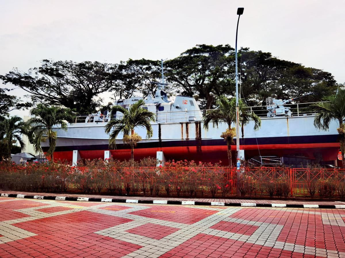 Bandar Melaka Family Bungalow Private Pool Bbq Wifi Netflix 外观 照片